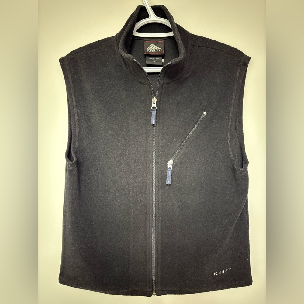 Unisex Black Fleece Vest